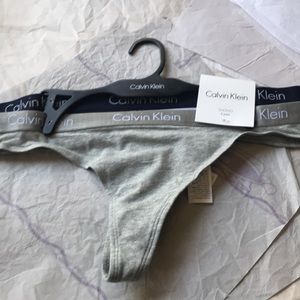 NWT CALVIN KLEIN Cotton 2 Pack Logo Thong Navy/Gry